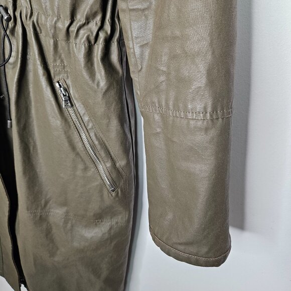 Alice + Olivia Coated Long Parka Coat Hood Sz M Green Cabincore Fisherman - Picture 6 of 14
